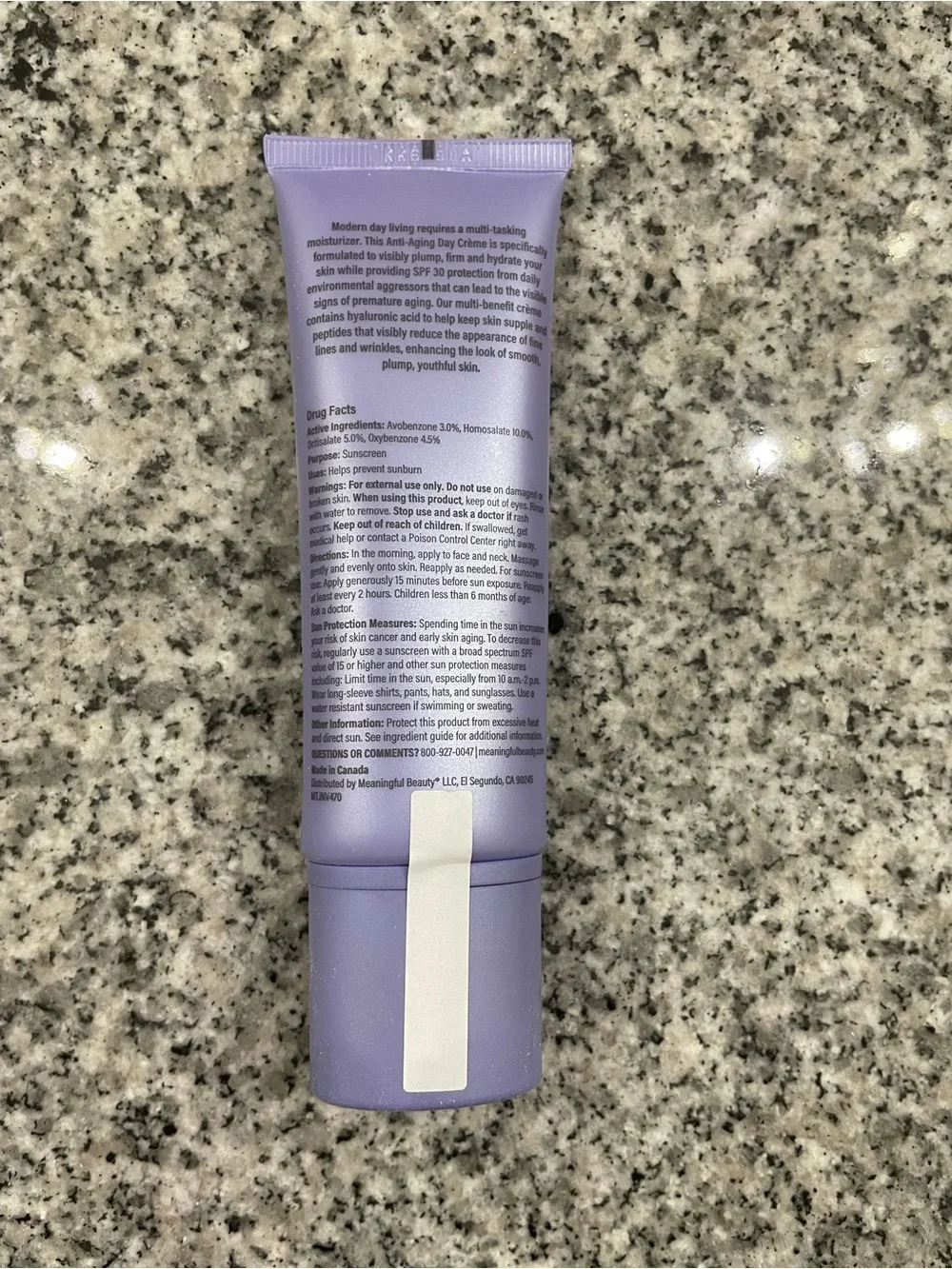 Meaningful Beauty Anti-Aging Day Crème with SPF 30.